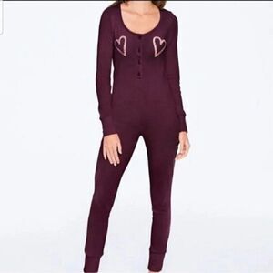 New Victoria's Secret Pink Candy Cane Hearts Onesie Pajamas jumpsuit Plum Medium